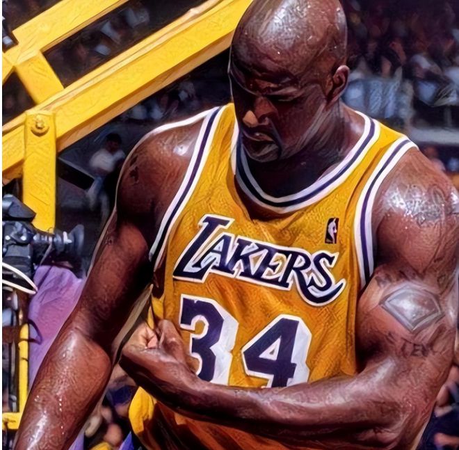 臂球星不少但能把球衣穿成紧身衣就5人m6米乐注册众所周知NBA拥有麒麟(图2)