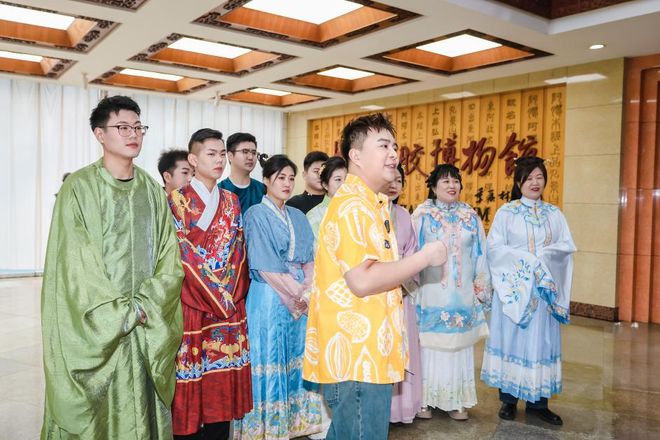 东阿阿胶漱玉平民大型融媒体溯源直播活动圆满落幕米乐体育M6直播平台一次东阿行 一世阿胶情——(图6)